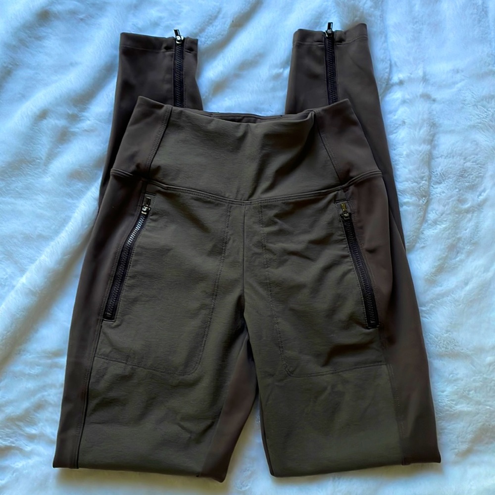 ATHLETA HEADLANDS HYBRID TIGHT GRAY SIZE 0